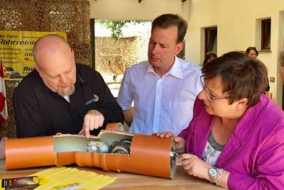 Unternehmerbesuch bei der Firma Rohrstar in Hainburg mit dem Inhaber Uwe Murmann und der Bundestagsabgeordnete Patricia Lipps.