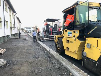 Asphaltierung des ersten Bauabschnittes der Schillerstrae 